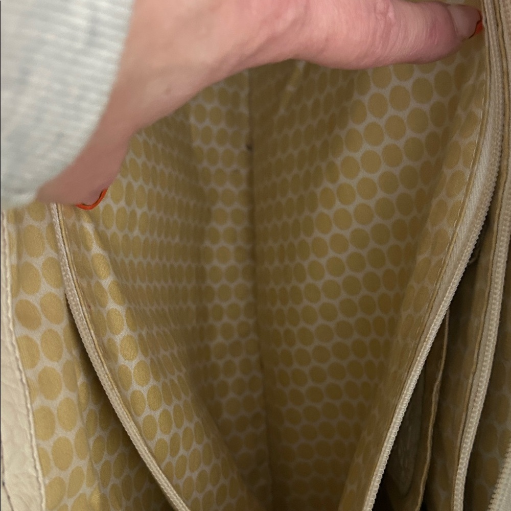 Brighton Cream and Tan Woven Tote - Picture 12 of 16